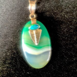 Opal and agate necklace